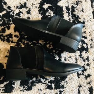 ModCloth cut out bootie